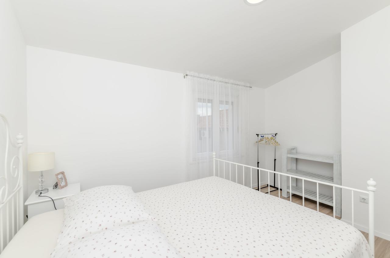 Apartments Dasa Primošten Εξωτερικό φωτογραφία